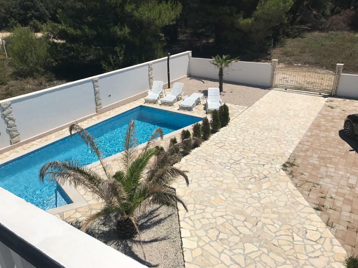 Villa Santa Barbara Врси Екстериор снимка