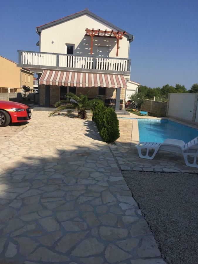 Villa Santa Barbara Врси Екстериор снимка